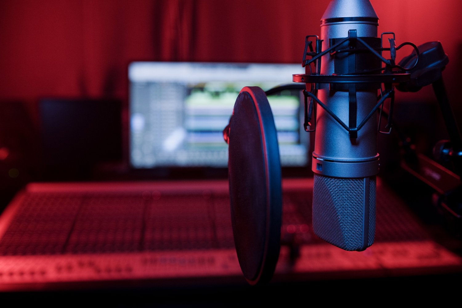 mic in studio